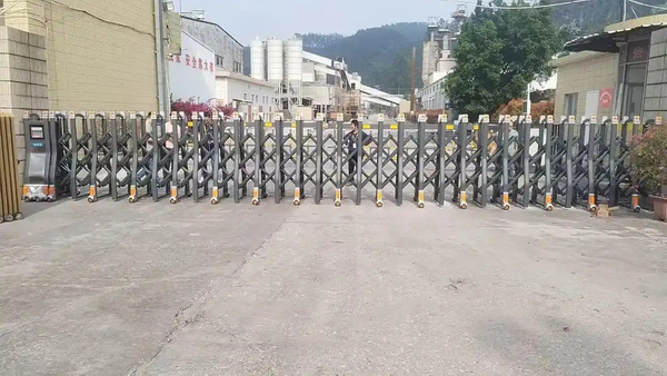文章附图