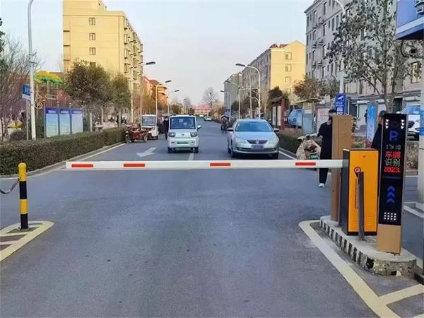 文章附图
