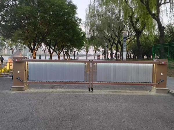 文章附图